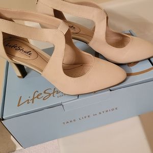 Life Stride Giovanni High Heels